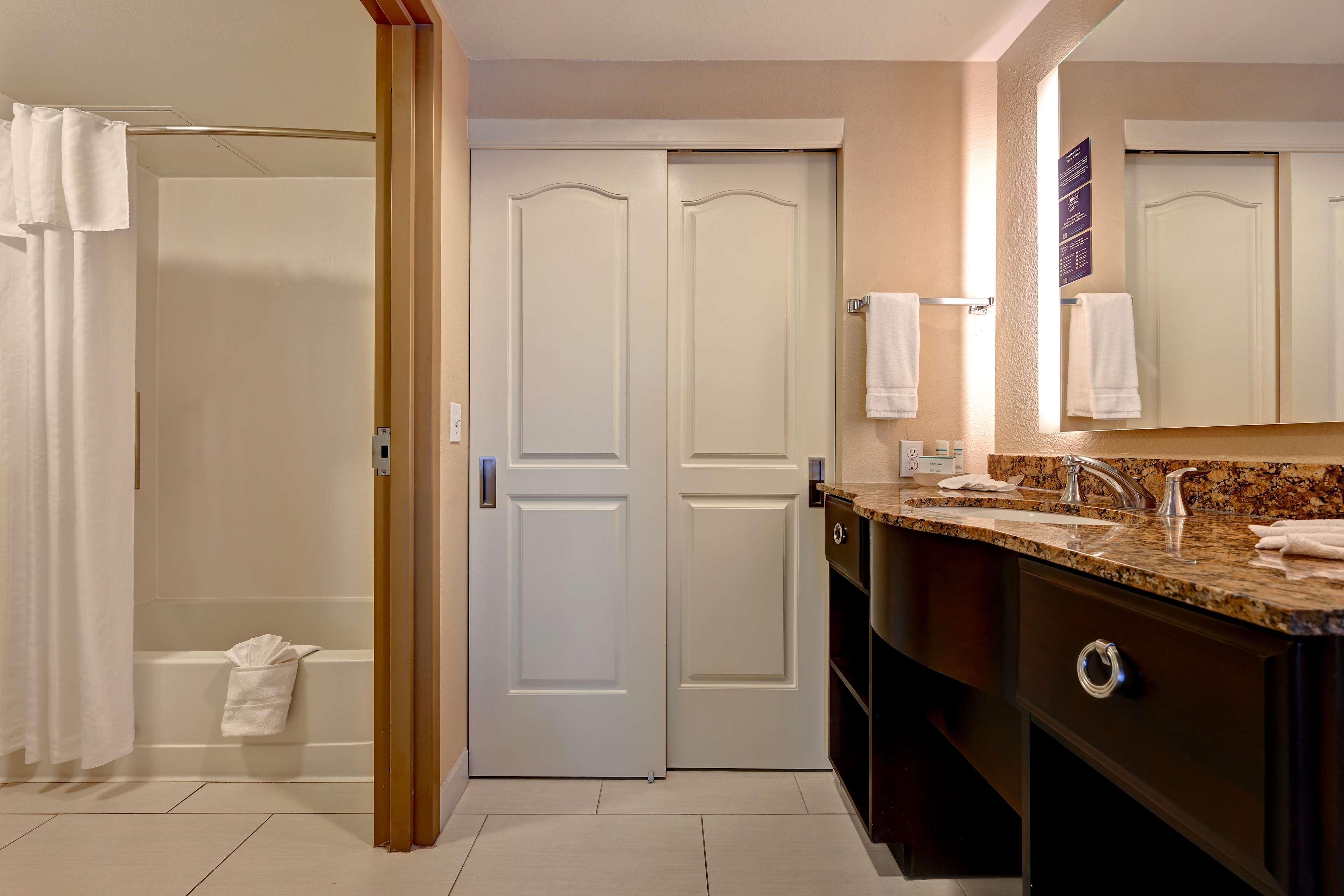 Homewood Suites By Hilton Albuquerque Airport Exteriör bild