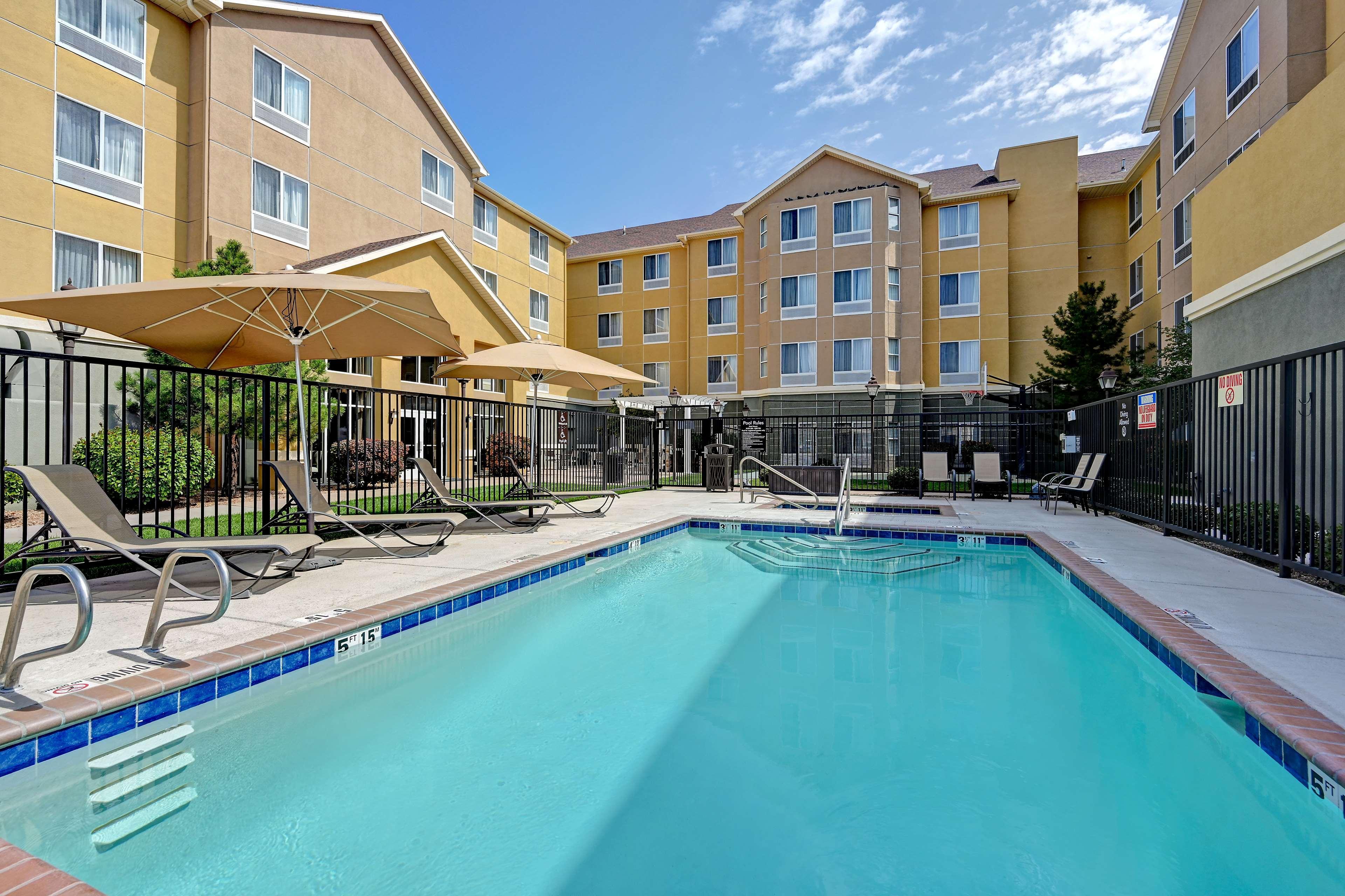 Homewood Suites By Hilton Albuquerque Airport Exteriör bild